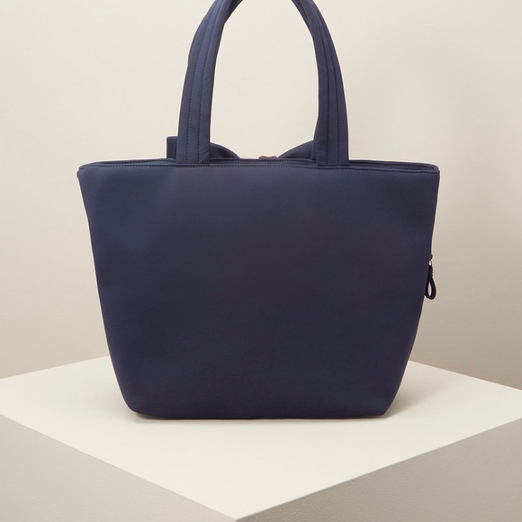 NEW Stella and Dot Crush It Bow Tote - Picture 3 of 7